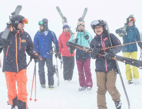 Pants to sales wear skiing
